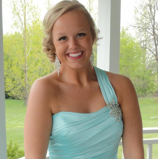 Kristine Rogers Photo 39