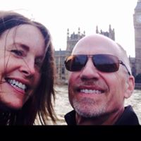 Julie Holden Photo 25