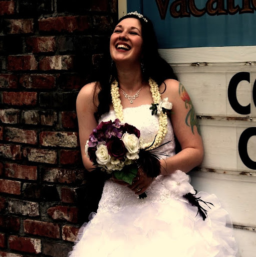 Cassie Long Photo 18