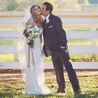 Sarah Staton Photo 20