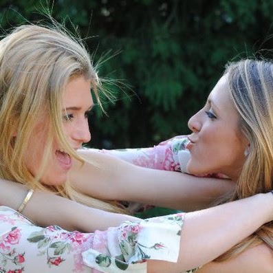 Lindsey Barnett Photo 13