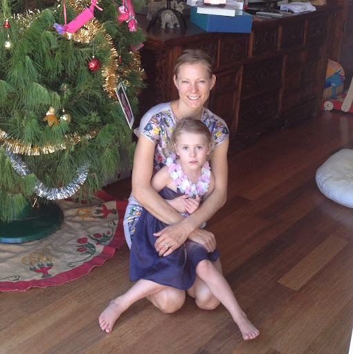 Christina Gray Photo 17