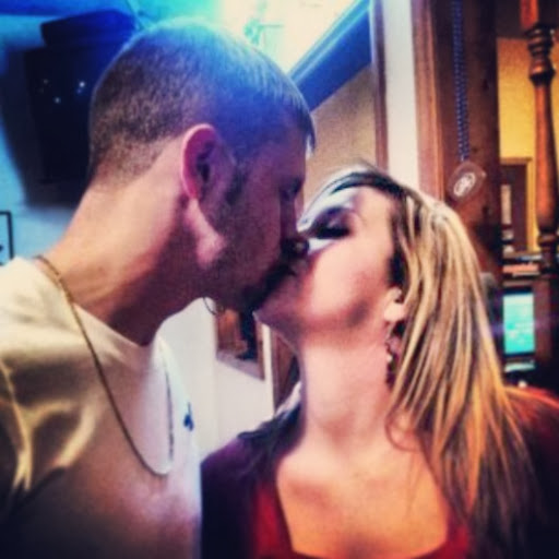 Daniel Houser Photo 26