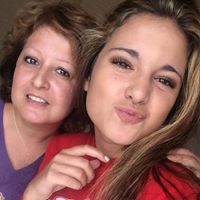 Michelle Dickerson Photo 13