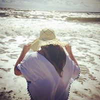 Emily Carlton Photo 15