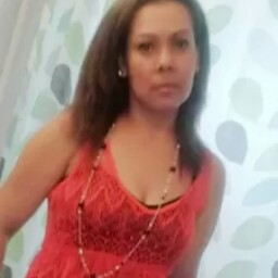 Jeannette Flores Photo 20