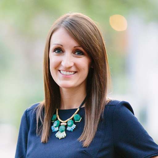 Julie Evans Photo 45