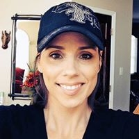 Crystal Devine Photo 16