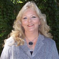 Mary Hackler Photo 3