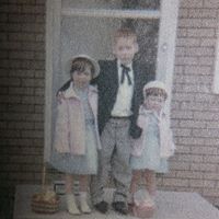 Toni Lawrence Photo 24