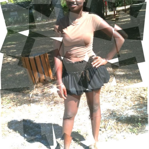 Tanisha Williams Photo 18