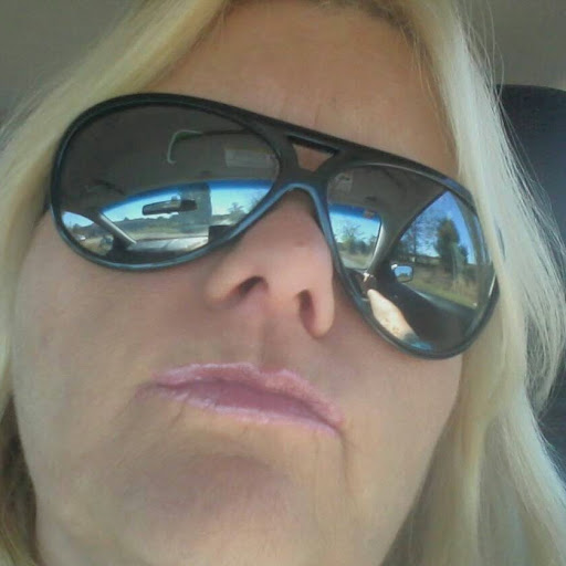 Carol Turner Photo 12