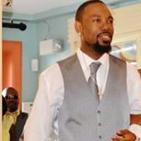 Gerald Lucas Photo 40