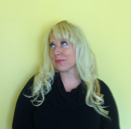 April Stevens Photo 15