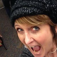 Debbie Dyer Photo 35