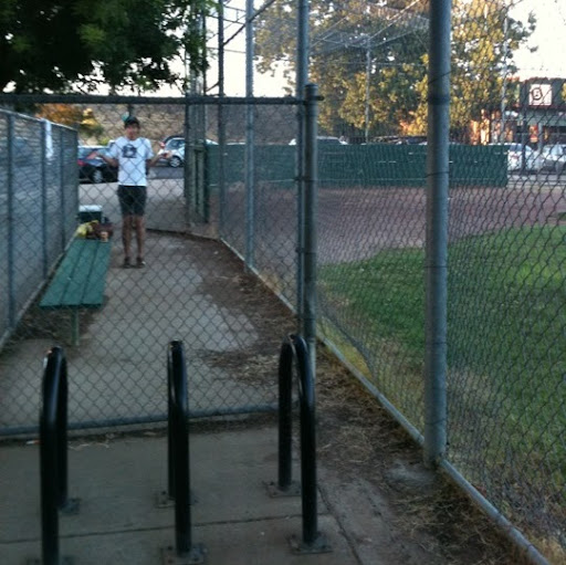 Julian Anderson Photo 35