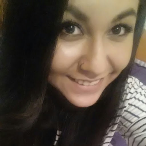 Lorena Alvarado Photo 18