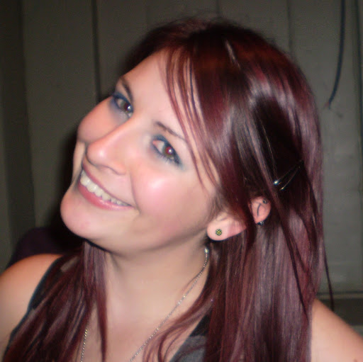 Suzanne Blake Photo 32