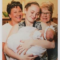 Pamela Lynch Photo 20