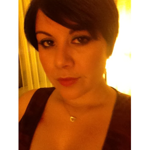 Julie Juarez Photo 9