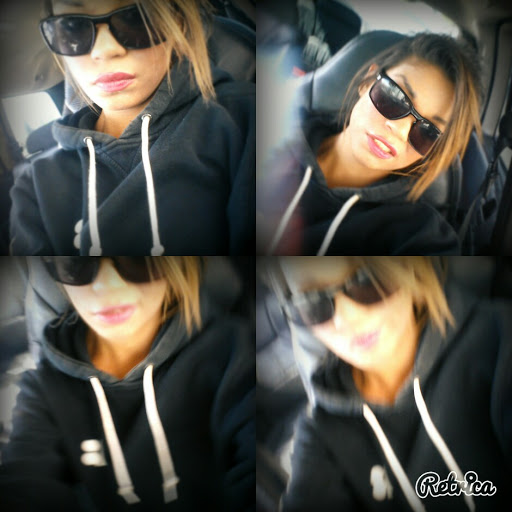 Melissa Kaye Photo 13