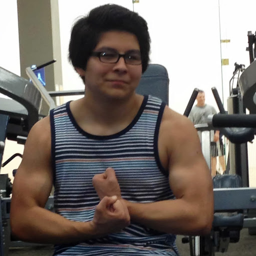 Eric Chavarria Photo 7