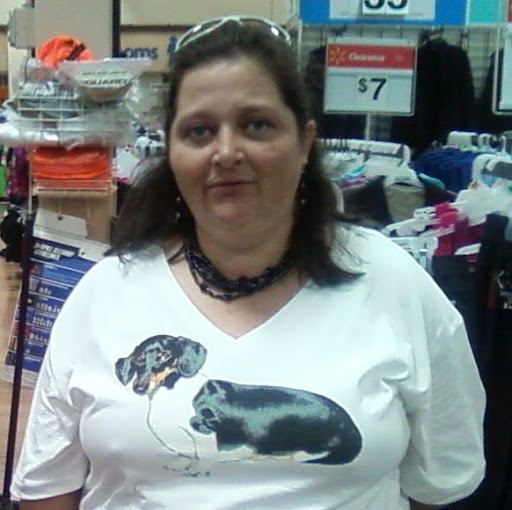 Kimberly Raymond Photo 13