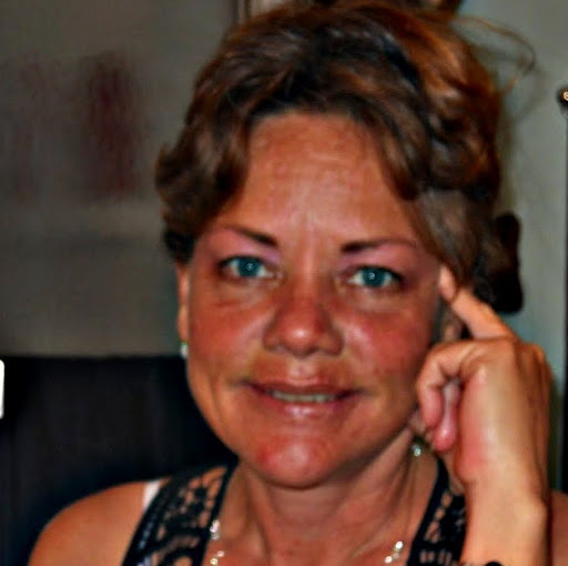 Carol Cross Photo 17