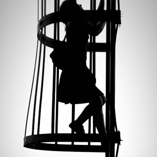 Julia Curran Photo 11