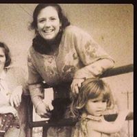 Maggie Hunter Photo 33