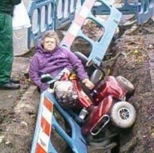 Linda Steele Photo 27