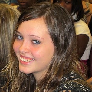Angela Whaley Photo 17