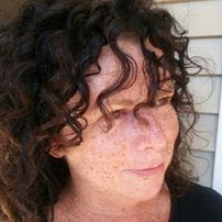 Kristin Hall Photo 28