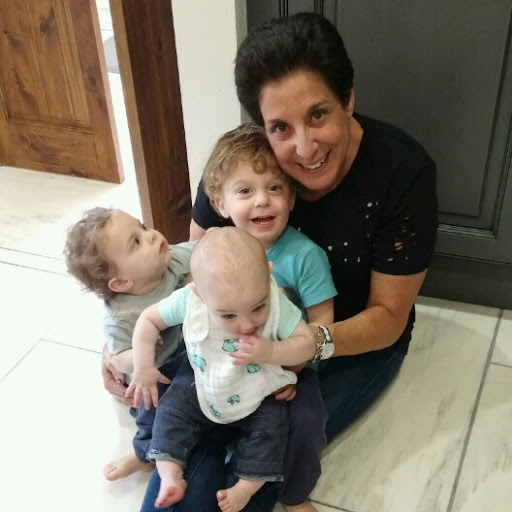 Elizabeth Weese Photo 13