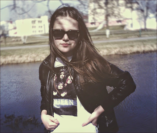 Margaret May Photo 13