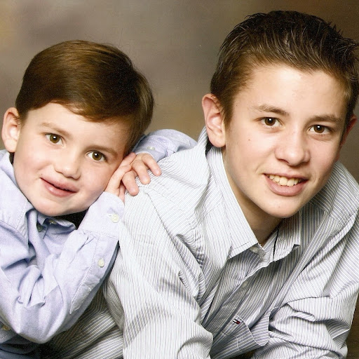 Julie Selby Photo 16