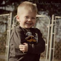 Angie Hodges Photo 37