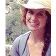 Amanda Farrow Photo 10