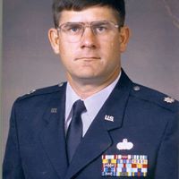 Robert Henkel Photo 26