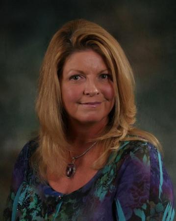 Gina Hawkins Photo 26