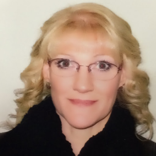 Amber Mitchell Photo 28