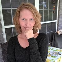 Denise Lutz Photo 43