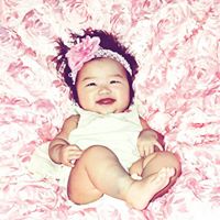 Julie Lo Photo 17