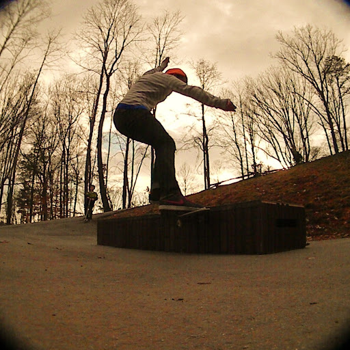 Blake Henry Photo 33