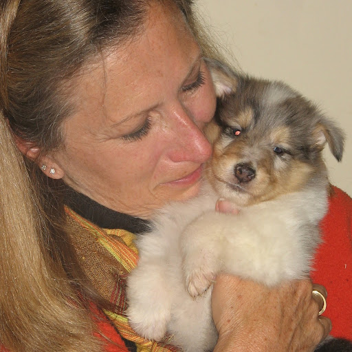 Christie Phillips Photo 26