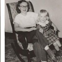 Mary Leslie Photo 10