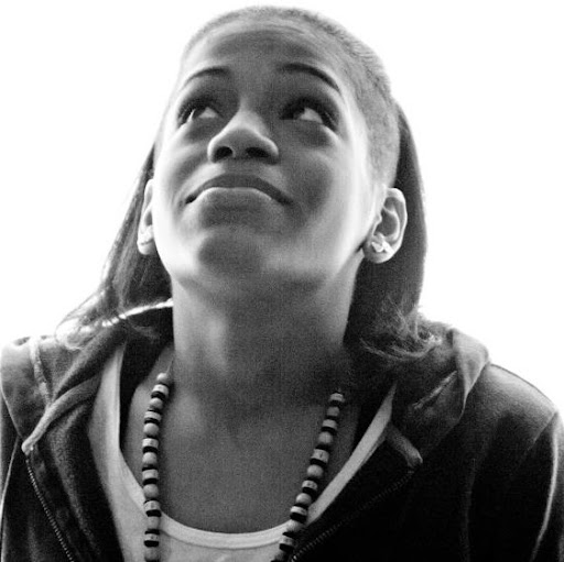 Victoria Sloan Photo 15