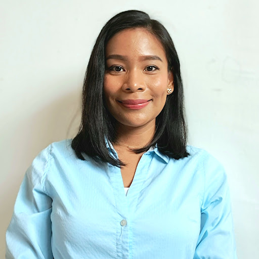 Evelyn Martinez Photo 8