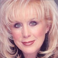 Helen Nicholas Photo 42