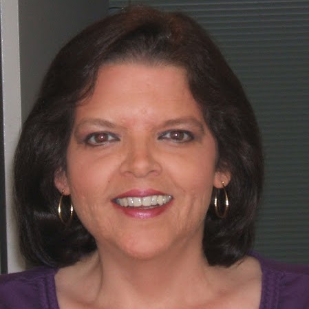Jennifer Stiles Photo 19
